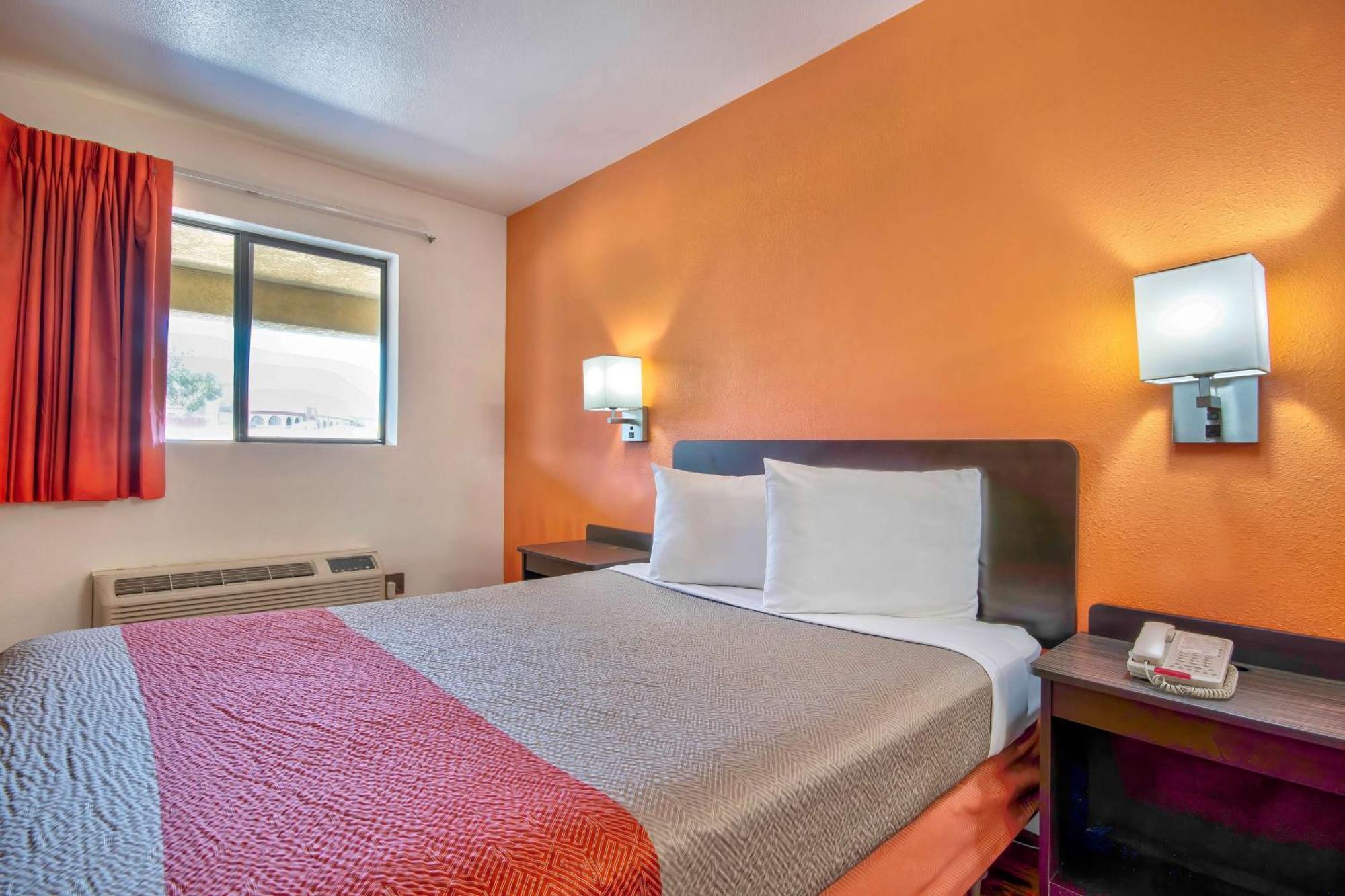 Motel 6-Santa Nella, Ca - Los Banos ภายนอก รูปภาพ
